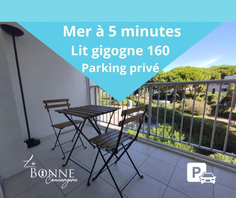 Reves Sales - A 5 Min - Parking Prive - Lits Gigognes Apartment